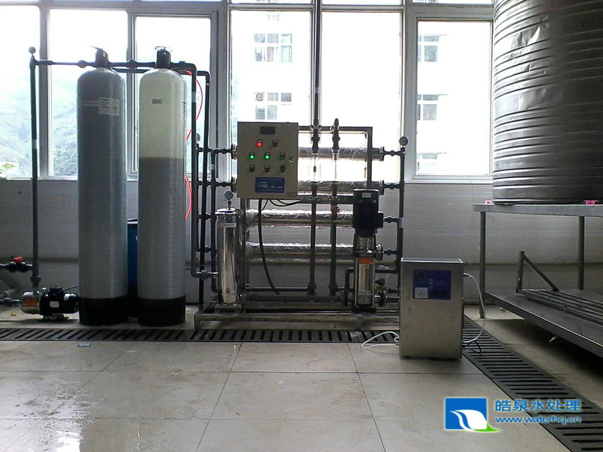飲用純水設(shè)備 飲用純水設(shè)備